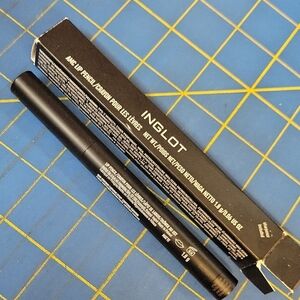 INGLOT Matte #17 AMC Lip Liner w Sharpner 1.8g New in Box